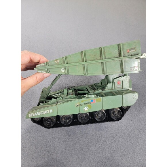 Vintage 1984 Hasbro G.I. Joe Bridge Layer Tank MLC Military Vehicle USA - Picture 3 of 11